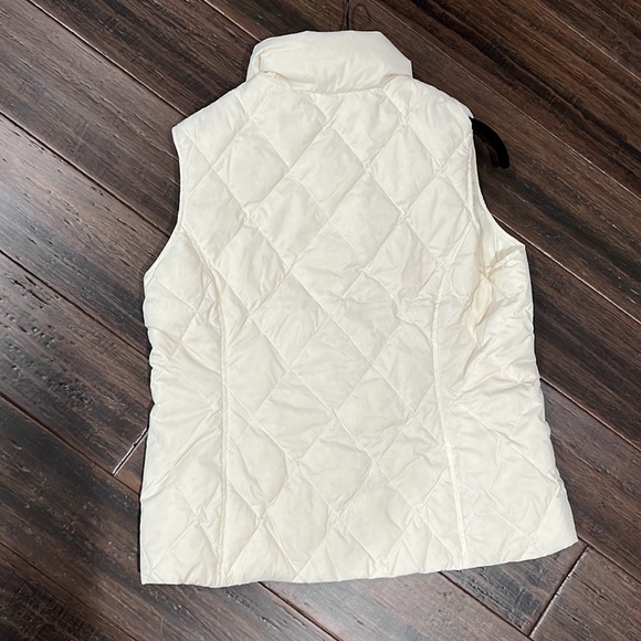 NWOT Lands End Off White Down Puffer Vest - Picture 3 of 4
